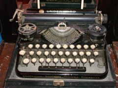 machine à écrire.jpg